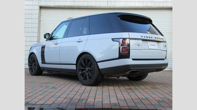 2020 認定中古車 Land Rover Range Rover ユーロンホワイト 2.0リッターSi4プラグインハイブリッド（404 PS） スタンダードホイールベース VOGUE