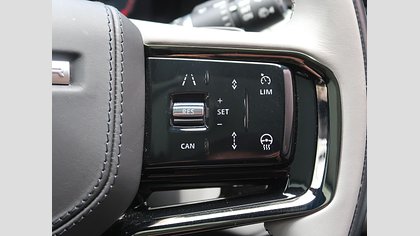 Range Rover Velar 25