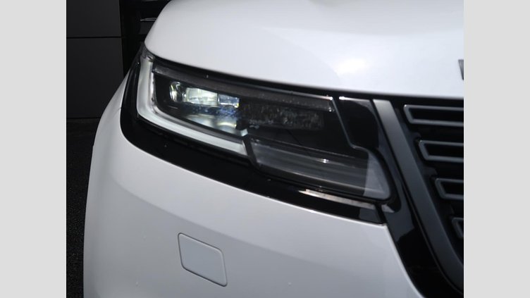 2024 認定中古車 Land Rover Range Rover Velar オストゥーニパールホワイト D200マイルドハイブリッド（ディーゼル） Standard Wheelbase Dynamic SE