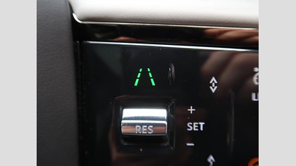 Range Rover Velar 56