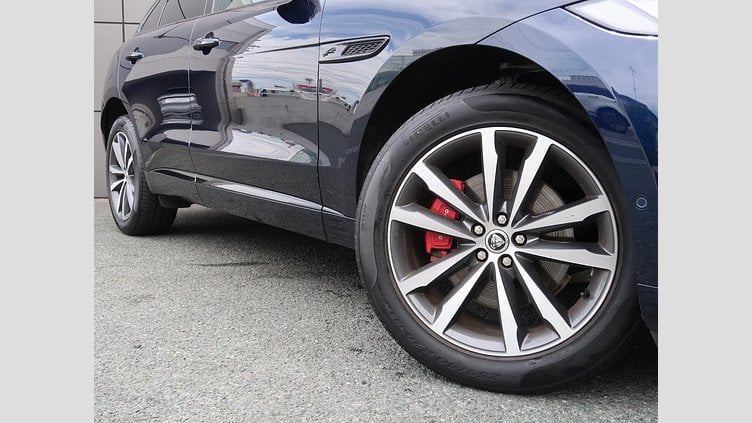 2024 認定中古車 Jaguar F-Pace ポルトフィーノブルー D204 AWD（オートマチック）MHEV R-DYNAMIC SE