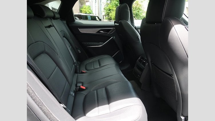 2024 認定中古車 Jaguar F-Pace ポルトフィーノブルー D204 AWD（オートマチック）MHEV R-DYNAMIC SE