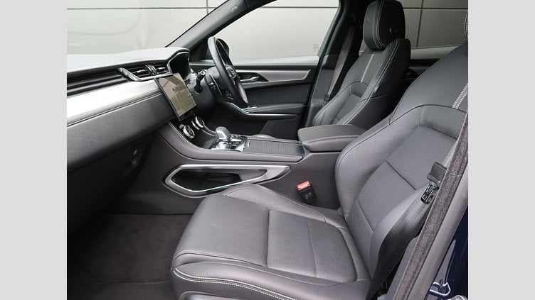 2024 認定中古車 Jaguar F-Pace ポルトフィーノブルー D204 AWD（オートマチック）MHEV R-DYNAMIC SE