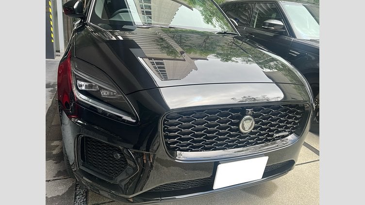 2024 認定中古車 Jaguar E-Pace サントリーニブラック D200マイルドハイブリッド（ディーゼル） R-DYNAMIC SE