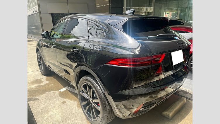 2024 認定中古車 Jaguar E-Pace サントリーニブラック D200マイルドハイブリッド（ディーゼル） R-DYNAMIC SE