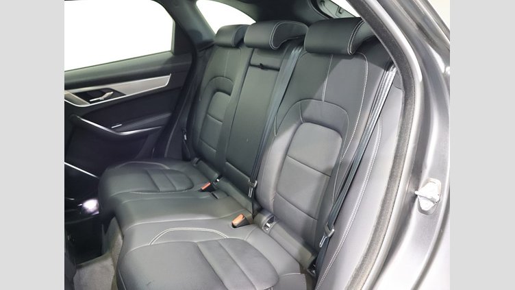 2024 認定中古車 Jaguar F-Pace オストゥーニパールホワイト D204 AWD（オートマチック）MHEV R-DYNAMIC SE
