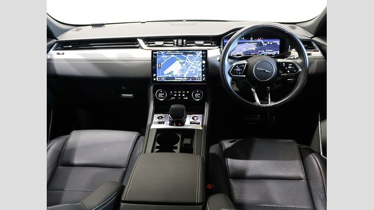 2024 認定中古車 Jaguar F-Pace オストゥーニパールホワイト D204 AWD（オートマチック）MHEV R-DYNAMIC SE