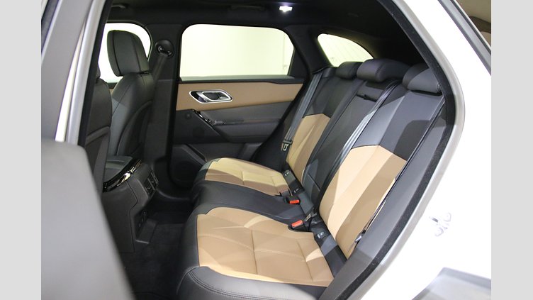 2024 認定中古車 Land Rover Range Rover Velar オストゥーニパールホワイト P400eプラグインハイブリッド（ガソリン） Dynamic HSE