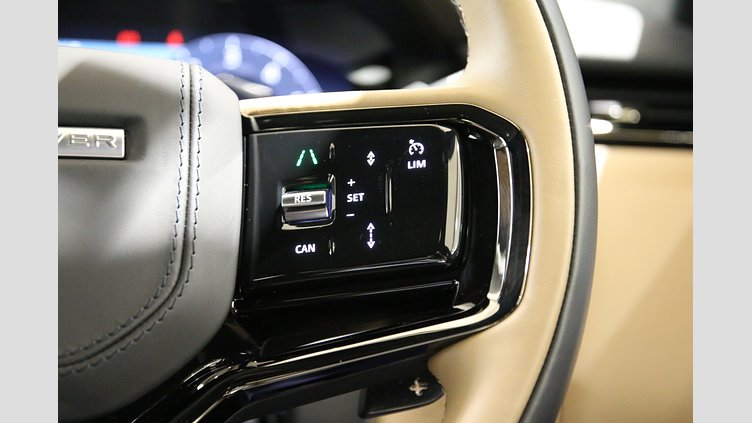 2024 認定中古車 Land Rover Range Rover Velar オストゥーニパールホワイト P400eプラグインハイブリッド（ガソリン） Dynamic HSE