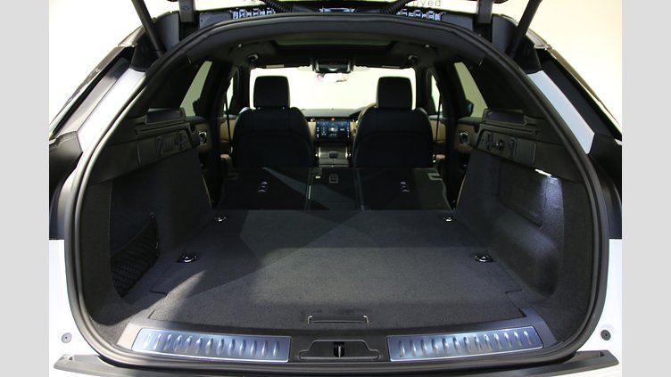 2024 認定中古車 Land Rover Range Rover Velar オストゥーニパールホワイト P400eプラグインハイブリッド（ガソリン） Dynamic HSE