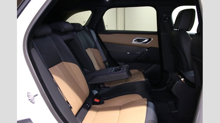 2024 認定中古車 Land Rover Range Rover Velar オストゥーニパールホワイト P400eプラグインハイブリッド（ガソリン） Dynamic HSE