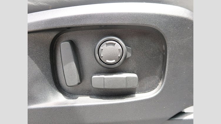 2023 認定中古車 Land Rover Defender 110 サントリーニブラック D300 AWD（AT） X-DYNAMIC HSE