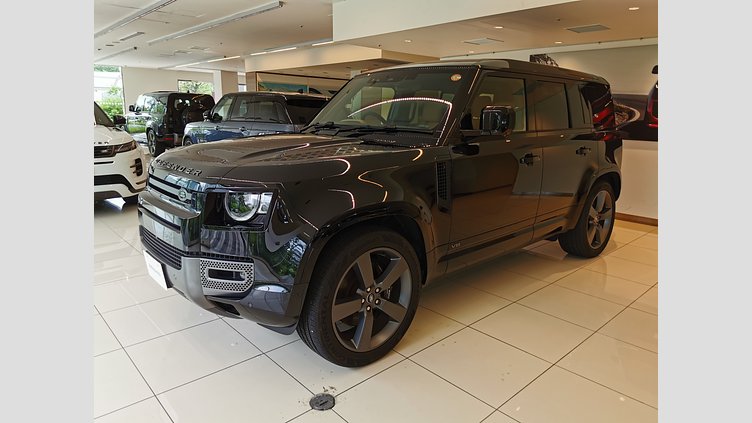2024 認定中古車 Land Rover Defender 110 サントリーニブラック P525 AWD (AT) V8