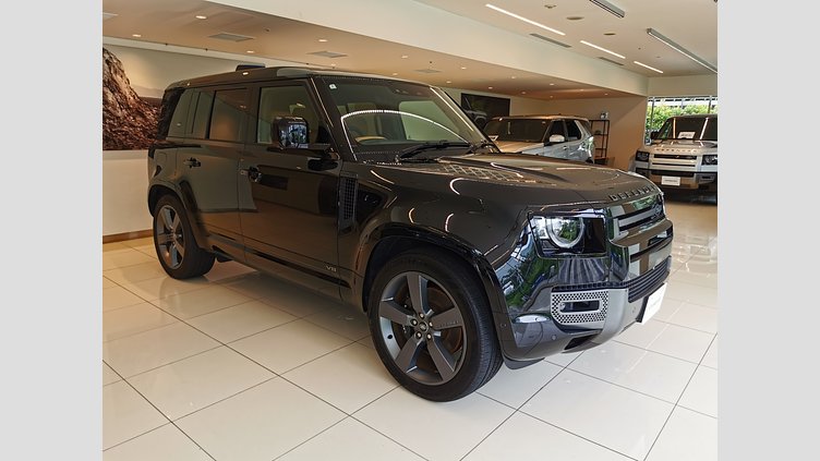 2024 認定中古車 Land Rover Defender 110 サントリーニブラック P525 AWD (AT) V8