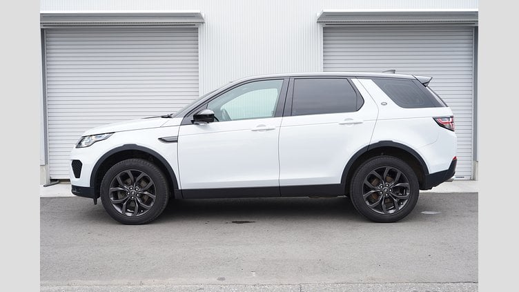 2019 認定中古車 Land Rover Discovery Sport Yulong White 2.0 litre i4D Diesel ランドマークエディション　D180