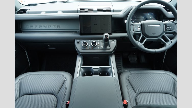 2024 認定中古車 Land Rover Defender 110 フジホワイト D350 ディーゼルマイルドハイブリッド S