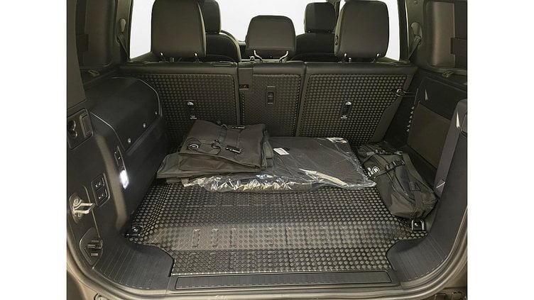 2023 Approved Land Rover Defender 110 Carpathian Grey P400e P400e X-Dynamic
