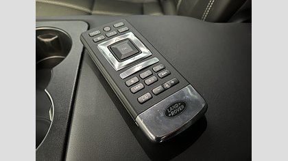 Range Rover Velar 11