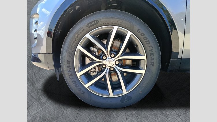 2024 Używany Land Rover Discovery Sport Eiger Grey 4x4 (dołączany automatycznie) Dynamic SE 2.0 I4 200 KM AWD Auto