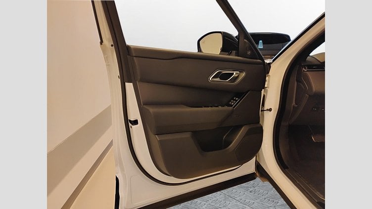 2023 Approved Land Rover Range Rover Velar Fuji White P250 Benzyna Dynamic SE