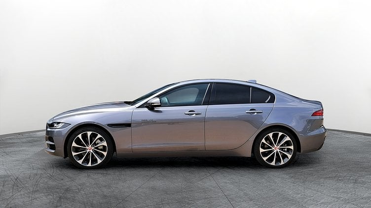2022 Approved Jaguar XE Eiger Grey D200 AWD AUTOMATIC MHEV SE