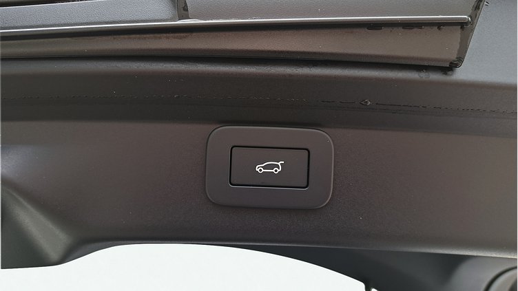 2023 Approved Jaguar I-Pace Fuji White EV400 SE