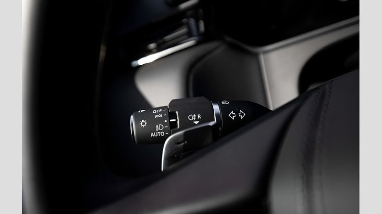 2025 Approved Land Rover Range Rover Velar Varesine Blue P400 PHEV SWB Dynamic HSE