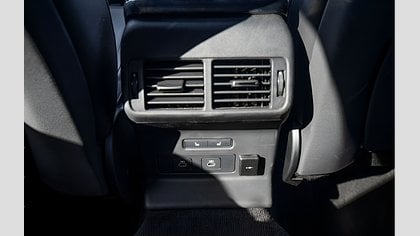 Range Rover Velar 13