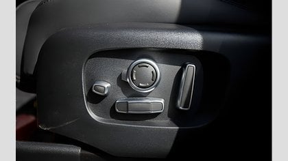 Range Rover Velar 16