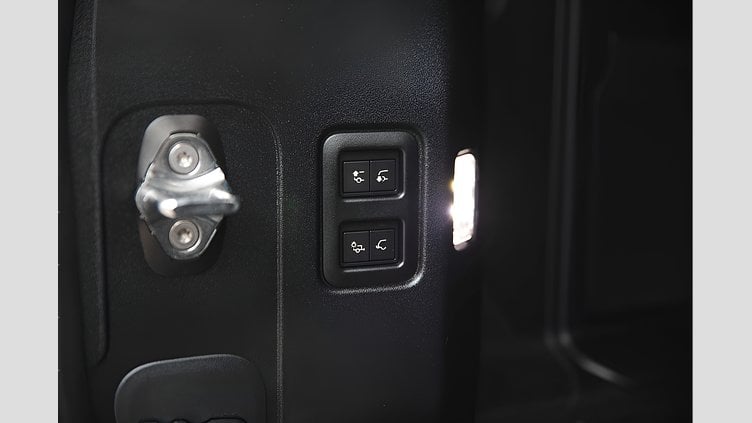2024 Approved Land Rover Defender 110 Santorini Black D300 Diesel MHEV X-Dynamic SE