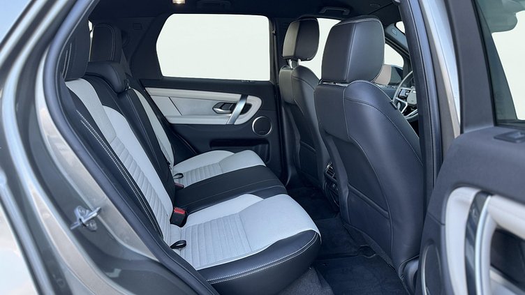 2023 Approved Land Rover Discovery Sport Silicon Silver P200 Benzyna MHEV Standardowy rozstaw osi Dynamic SE