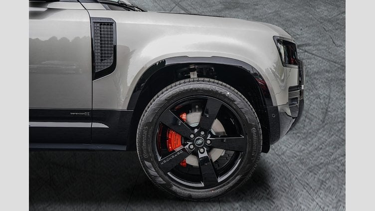 2024 Approved Land Rover Defender 110 Silicon Silver 3.0D I6 300 PS 3.0D I6 300 PS AWD Auto X 110