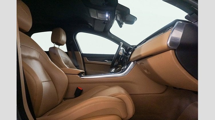 2021 Approved Jaguar XF Santorini Black 2.0D 204PS AWD SE