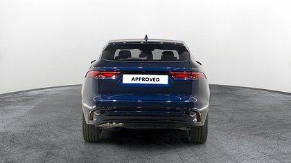F-Pace 6