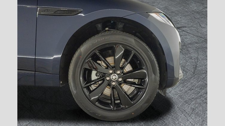2024 Approved Jaguar F-Pace Portofino Blue 2.0 204 PS  R-DYN SE
