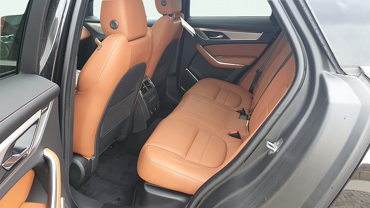 2022 Approved Jaguar F-Pace Santorini Black 2.0 I4 250CP R-Dynamic SE
