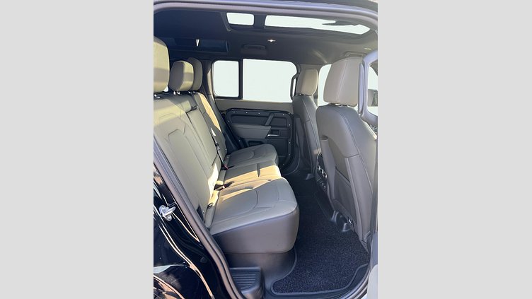 2024 Approved Land Rover Defender 110 Santorini Black 3.0D I6 300 CP X-Dynamic SE