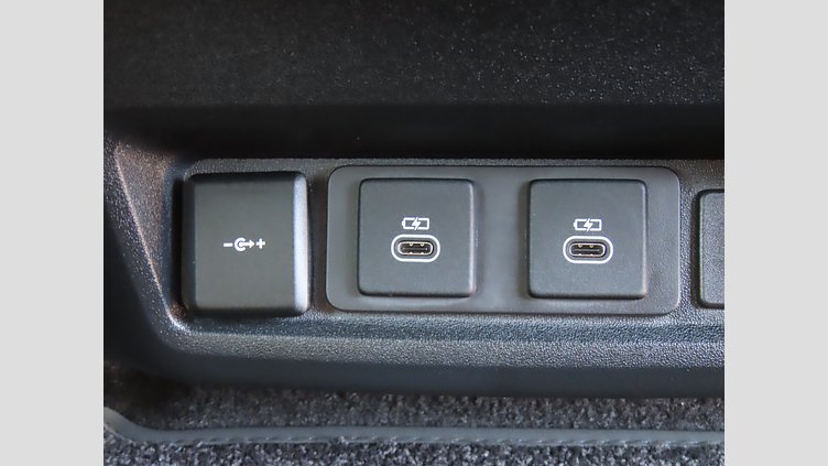 2024 認定中古車 Land Rover Discovery サントリーニブラック D300マイルドハイブリッド（ディーゼル） スタンダードホイールベース Dynamic HSE