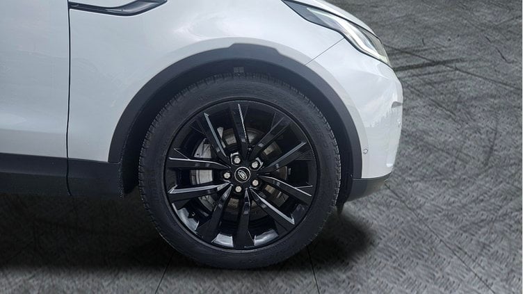 2022 Approved Land Rover Discovery Yulong White D300 AWD AUTOMATIC MHEV SE