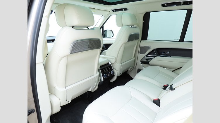 2024 認定中古車 Land Rover Range Rover バトゥミゴールド D300 AWD MHEV（AT）  Autobiography