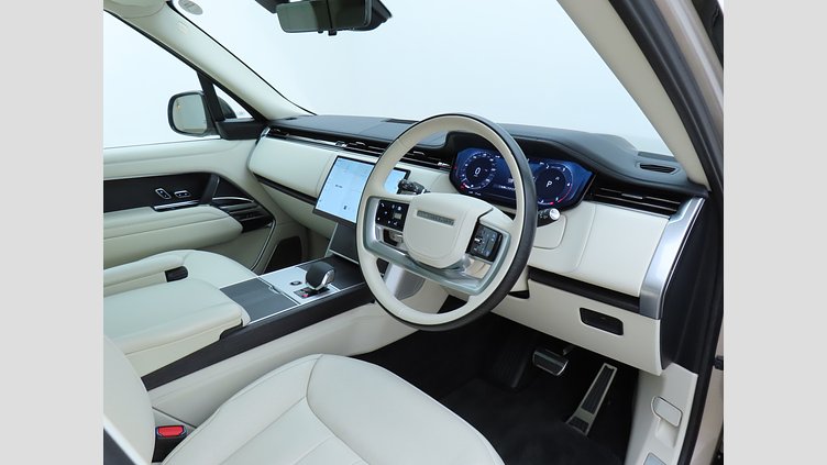2024 認定中古車 Land Rover Range Rover バトゥミゴールド D300 AWD MHEV（AT）  Autobiography