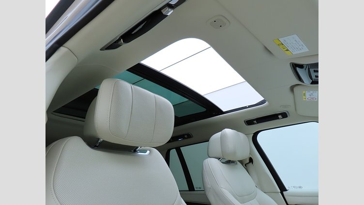 2024 認定中古車 Land Rover Range Rover バトゥミゴールド D300 AWD MHEV（AT）  Autobiography