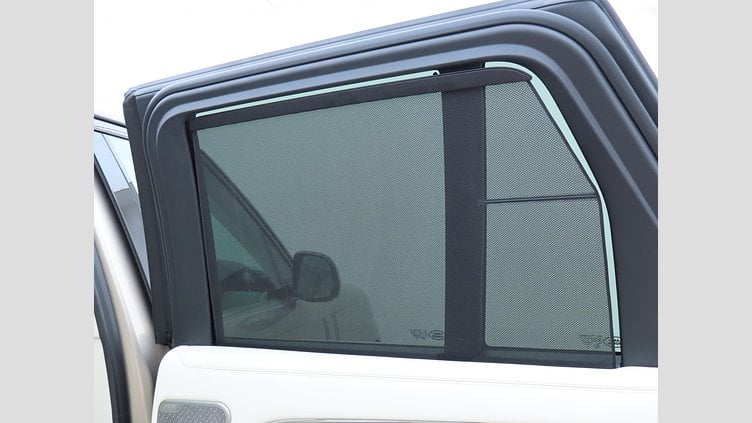 2024 認定中古車 Land Rover Range Rover バトゥミゴールド D300 AWD MHEV（AT）  Autobiography