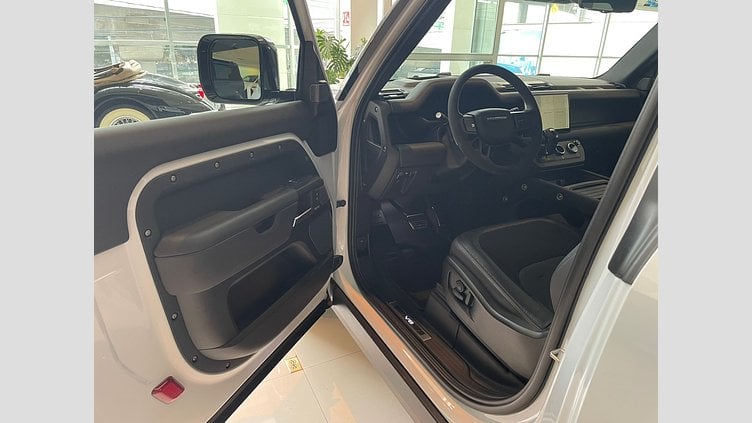 2023 Nuevo Land Rover Defender 90 Yulong White 5.0 P AJ133 DOHC CDA X