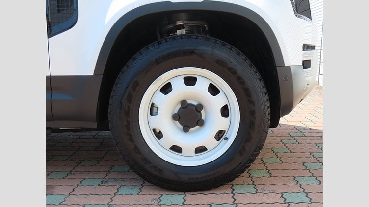 2024 認定中古車 Land Rover Defender 90 フジホワイト P300 AWD（AT） S