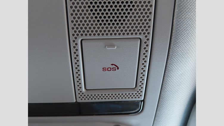 2024 認定中古車 Land Rover Defender 90 フジホワイト P300 AWD（AT） S