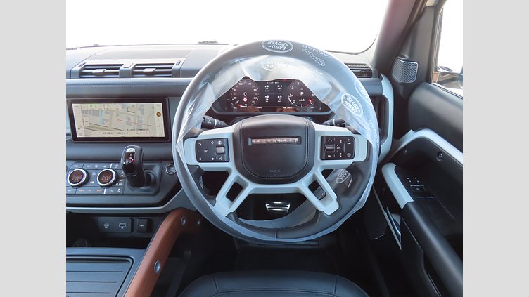 2024 認定中古車 Land Rover Defender 90 フジホワイト P300 AWD（AT） S