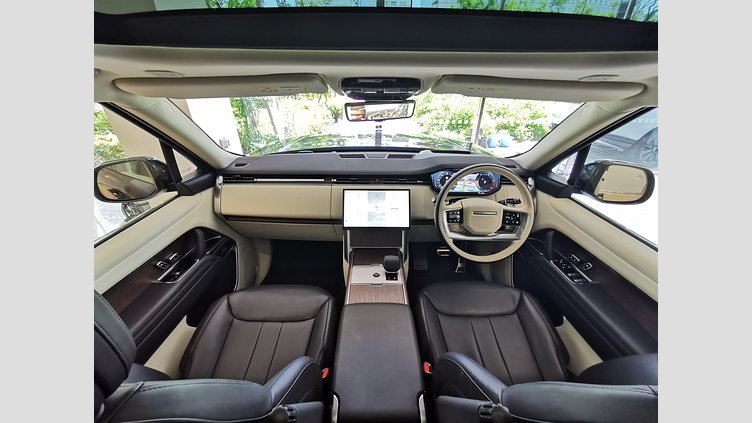 2024 認定中古車 Land Rover Range Rover ヴァレジネブルー D300 AWD MHEV（AT） スタンダードホイールベース HSE