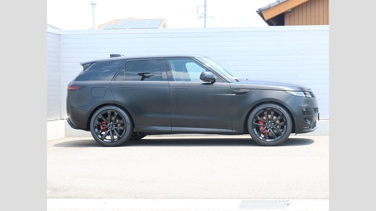 2018 認定中古車 Jaguar E-Pace フィレンツェ レッド D180 オートマチック全輪駆動 S