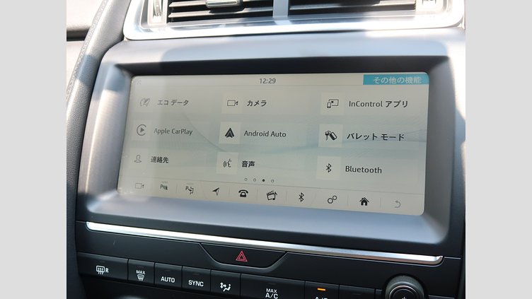 2018 認定中古車 Jaguar E-Pace フィレンツェ レッド D180 オートマチック全輪駆動 S
